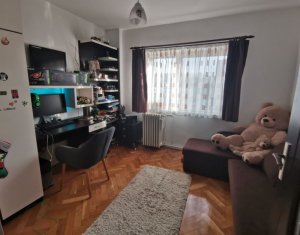 Apartment 4 rooms for sale in Cluj-napoca, zone Manastur