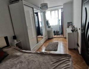 Apartament 4 camere, 2 bai, 90 mp, zona Calea Floresti