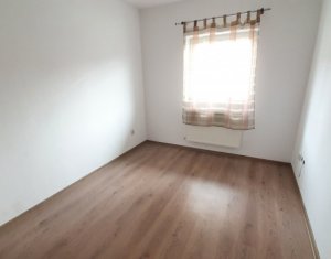 Apartament 3 camere, Floresti, strada Eroilor, ideal investitie