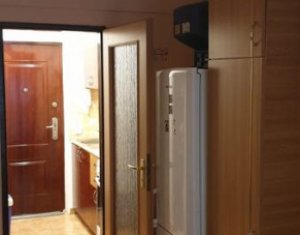 Apartament tip garsoniera zona Iulius Mall