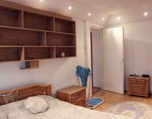 Apartment 4 rooms for sale in Cluj-napoca, zone Manastur