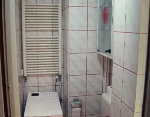 Appartement 4 chambres à vendre dans Cluj-napoca, zone Manastur