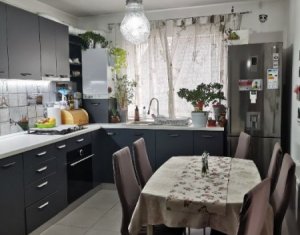 Appartement 2 chambres à vendre dans Cluj-napoca, zone Intre Lacuri