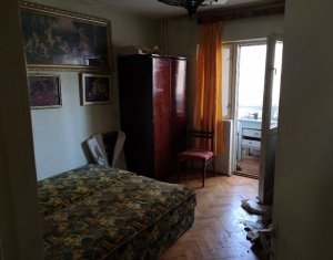 Appartement 4 chambres à vendre dans Cluj-napoca, zone Manastur