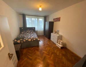 Ocazie! Apartament cu 4 camere vis-a-vis de Iulius Mall, Gheorgheni, parcare