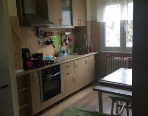 Apartament 4 camere, decomandat, etaj intermediar, Manastur