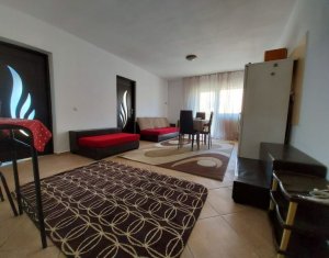 Apartament 3 camere, 55 mp, 3 balcoane, etaj 2 din 4, parcare, Buna Ziua