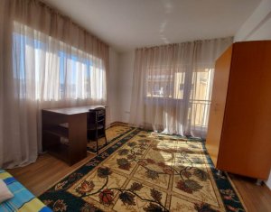 Apartament 3 camere, 55 mp, 3 balcoane, etaj 2 din 4, parcare, Buna Ziua