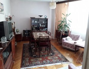  Apartament 4 camere, 2 bai, 2 balcoane, garaj, in Manastur, zona linistita