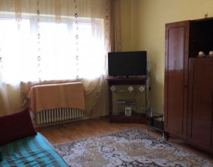 Apartament 3 camere, 2 bai, decomandat, zona Parcul Rozelor