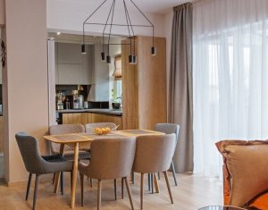 Apartament de lux, panorama deosebita, terasa, 2 garaje, zona Platinia