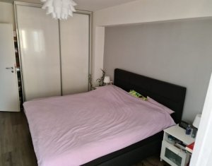 Apartament de vanzare, 3 camere, 2 bai, cartier Zorilor