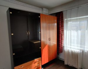 Appartement 4 chambres à vendre dans Cluj-napoca, zone Manastur