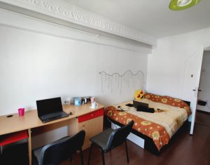 Apartament decomandat cu 4 camere, zona Calea Floresti, Manastur