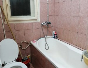 Zona strazii Horea - apartament 2 camere, etaj intermediar