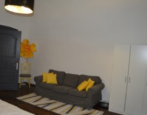 Apartament 2 camere, semidecomandat, 76 mp, LUX, Casa de Cultura a Studentilor!