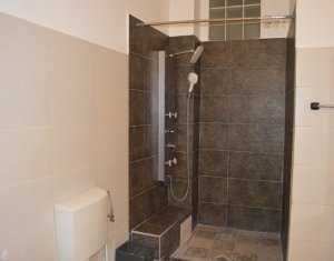 Apartament 2 camere, semidecomandat, 76 mp, LUX, Casa de Cultura a Studentilor!