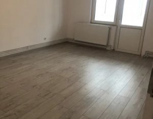 Apartament 3 camere, decomandat, etaj 2, strada Mogosoaia