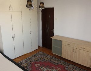 Apartament cu 3 camere, Piata Cipariu, Teatrul National