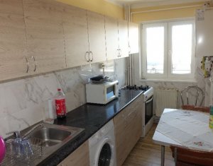 Apartament cu 3 camere, Piata Cipariu, Teatrul National