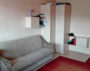 Apartament 3 camere, decomandat, 70 mp, 2 bai, 2 balcoane, in Marasti