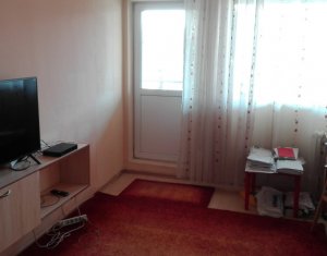 Apartament 3 camere, decomandat, 70 mp, 2 bai, 2 balcoane, in Marasti
