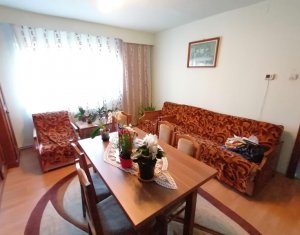 Apartament 3 camere, decomandat, boxa, garaj, etaj intermediar, Gradini Manastur