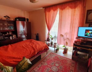 Apartment 2 rooms for sale in Floresti