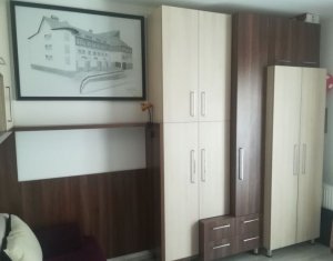 Appartement 3 chambres à vendre dans Cluj-napoca, zone Intre Lacuri