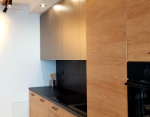 Apartament 2 camere, etaj intermediar, cu terasa si parcare, zona Auchan