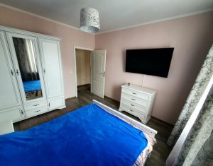 Apartament cu 2 camere, decomandat, strada Bucuresti, 54 mp