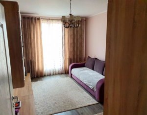 Apartament cu 2 camere, decomandat, strada Bucuresti, 54 mp