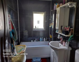 Apartament cu o camera, parcare cu CF, zona Florilor