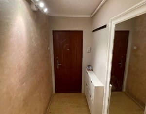 Vanzare apartament 3 camere, modern, boxa, parcare, Manastur