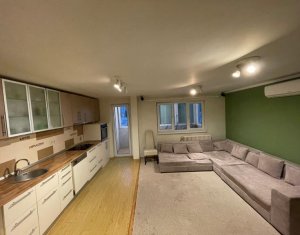 Appartement 3 chambres à vendre dans Cluj-napoca, zone Manastur