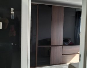 Apartament 3 camere, situat in Floresti, zona Terra