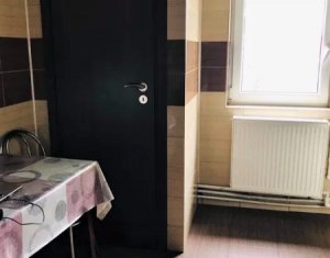 Apartament 3 camere, decomandat, 62 mp, etaj 1, zona Piata Flora