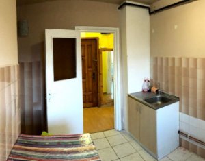Apartament 2 camere, decomandat + balcon, etaj 4/10, in Manastur, Calea Floresti