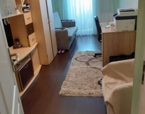 Apartament 3 camere, 2 bai, Edgar Quinet, modern si luminos, 78 mp, negociabil