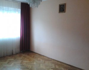 Vanzare apartament 3 camere, 78 mp, etaj intermediar, Manastur