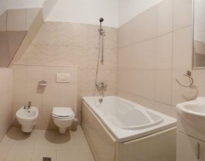 Appartement 5 chambres à vendre dans Cluj-napoca, zone Andrei Muresanu