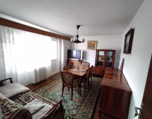 Apartament 3 camere, decomandat, parcare, Manastur