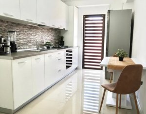 Apartament perfect pentru o familie, parcare inclusa, zona Buna Ziua