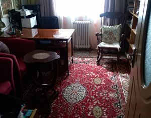 Appartement 4 chambres à vendre dans Cluj-napoca, zone Manastur