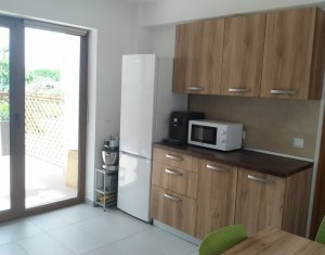 Apartament 3 camere semidecomandat, in vila, Zorilor