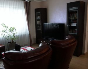 Vanzare apartament 4 camere, Europa, 100 mp, parcare, terasa