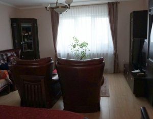 Vanzare apartament 4 camere, Europa, 100 mp, parcare, terasa