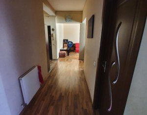 Apartament cu 3 camere, finisat, Floresti, zona Florilor