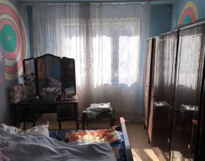 Appartement 4 chambres à vendre dans Cluj-napoca, zone Manastur