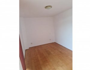 Urgent! Apartament finisat, 2 camere in bloc nou, balcon, etaj 1, zona de case